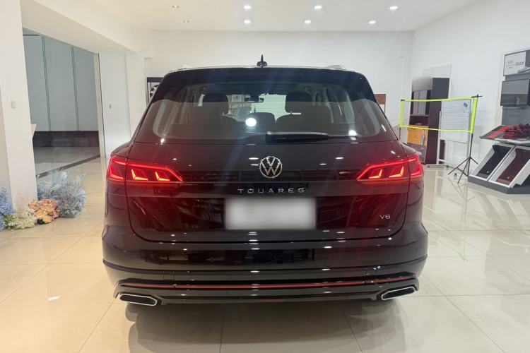 Used Volkswagen Touareg 2022 3.0 TSI Prestige Edition Classic Sport Package Exterior 4
