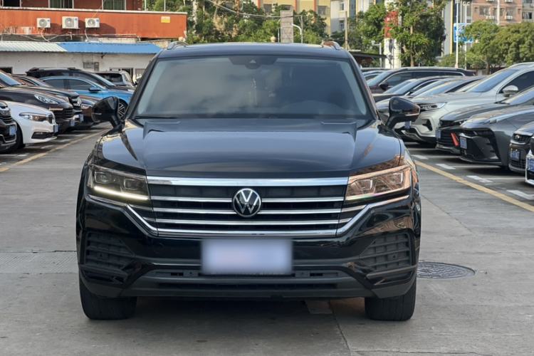 Used Volkswagen Touareg 2022 2.0 TSI Flagship Special Edition Exterior 6