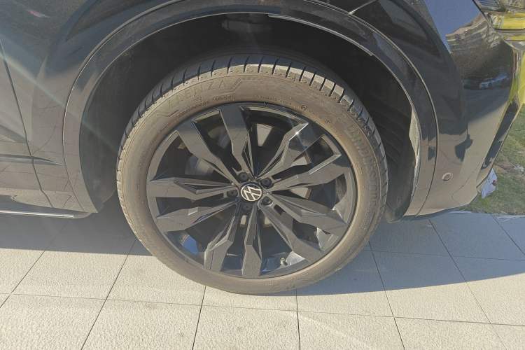 Used Volkswagen Touareg 2022 3.0 TSI Prestige Edition Exterior 7