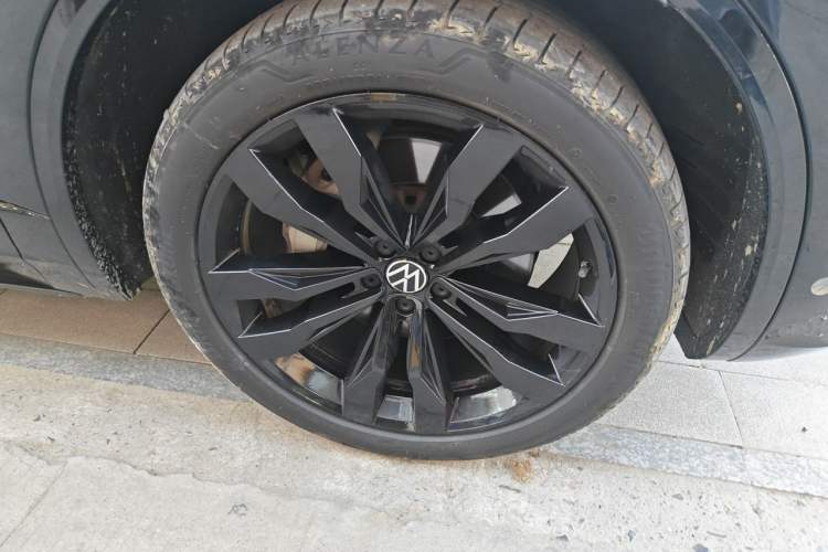 Used Volkswagen Touareg 2022 3.0 TSI Prestige 20th Anniversary Special Edition Exterior 7