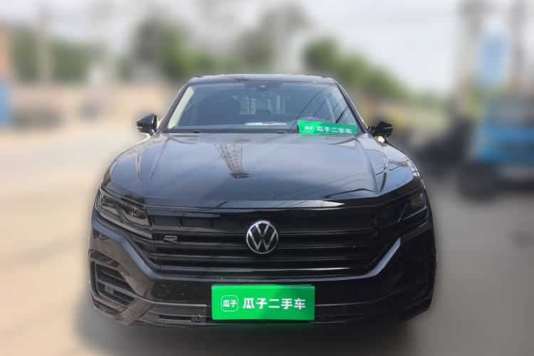 Used Volkswagen Touareg 2022 3.0 TSI Luxury Edition Black Diamond Sport Package Front