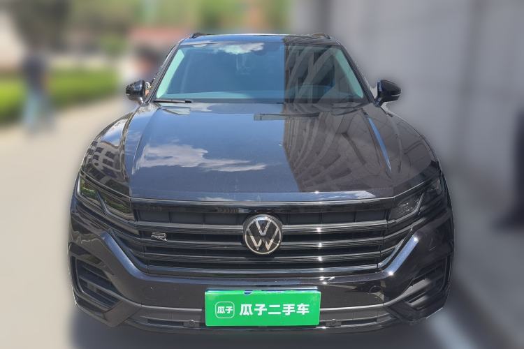 Used Volkswagen Touareg 2022 3.0 TSI Luxury Edition Black Diamond Sport Package Front