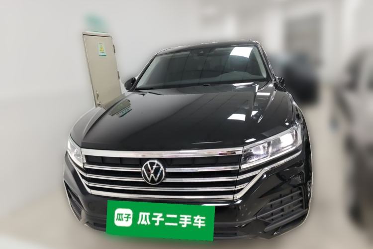 Used Volkswagen Touareg 2022 2.0 TSI Flagship Special Edition Front