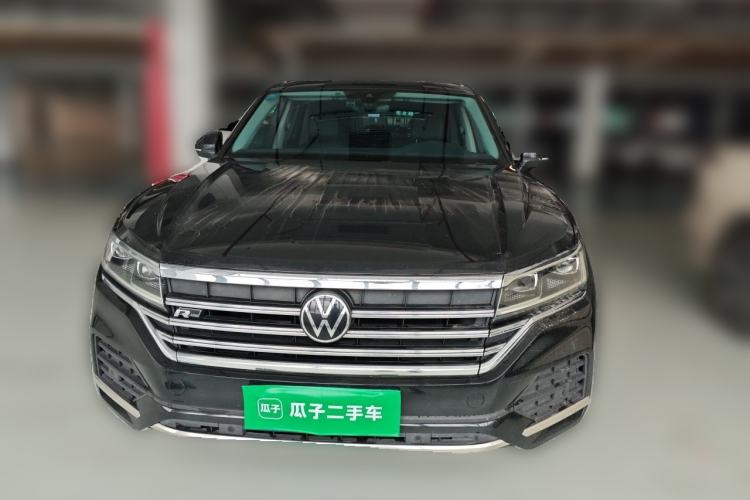Used Volkswagen Touareg 2022 2.0 TSI Flagship Special Edition Front