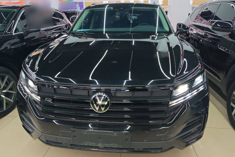 Used Volkswagen Touareg 2022 3.0 TSI Luxury Edition Black Diamond Sport Package Front