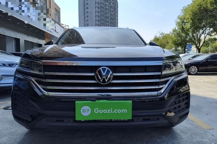 Used Volkswagen Touareg 2022 2.0 TSI Flagship Special Edition Front