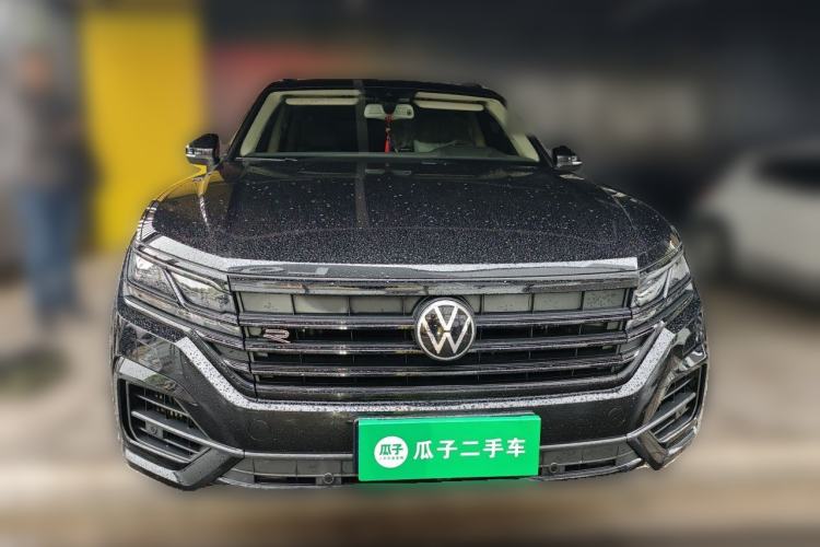 Used Volkswagen Touareg 2022 3.0 TSI Luxury Edition Black Diamond Sport Package Front