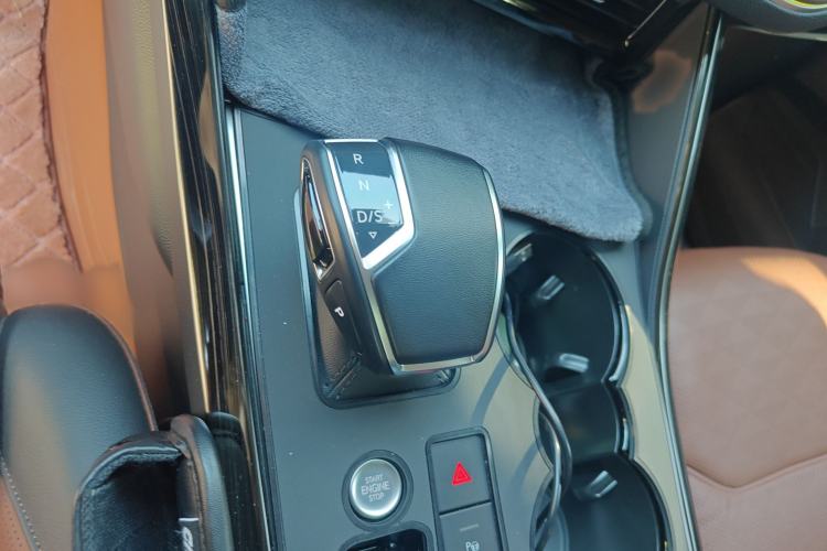 Used Volkswagen Touareg 2022 3.0 TSI Prestige Edition Gear Lever