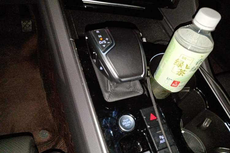 Used Volkswagen Touareg 2022 3.0 TSI Prestige Edition Classic Sport Package Gear Lever