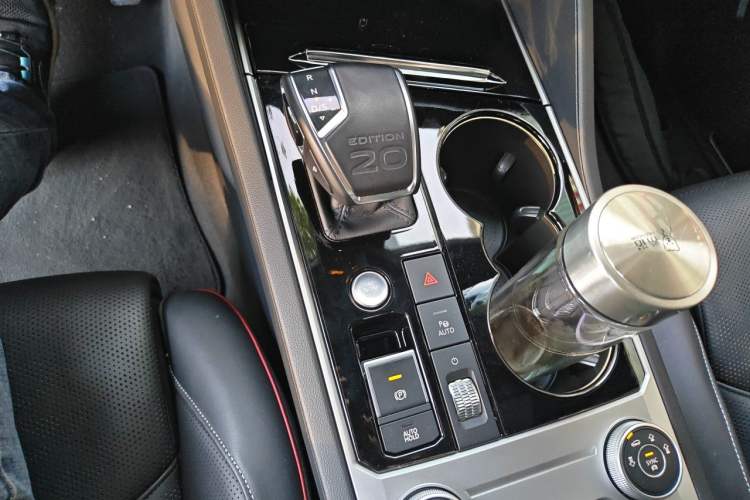 Used Volkswagen Touareg 2022 3.0 TSI Prestige 20th Anniversary Special Edition Gear Lever