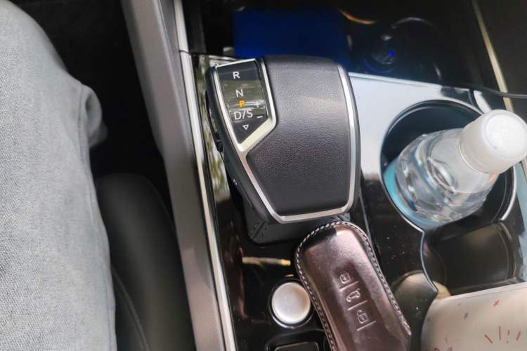 Used Volkswagen Touareg 2022 3.0 TSI Prestige Edition Classic Sport Package Gear Lever