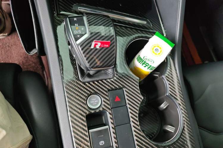 Used Volkswagen Touareg 2022 2.0 TSI Flagship Special Edition Gear Lever