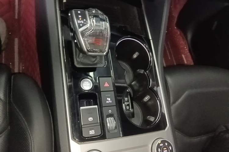 Used Volkswagen Touareg 2022 3.0 TSI Prestige Edition Classic Sport Package Gear Lever