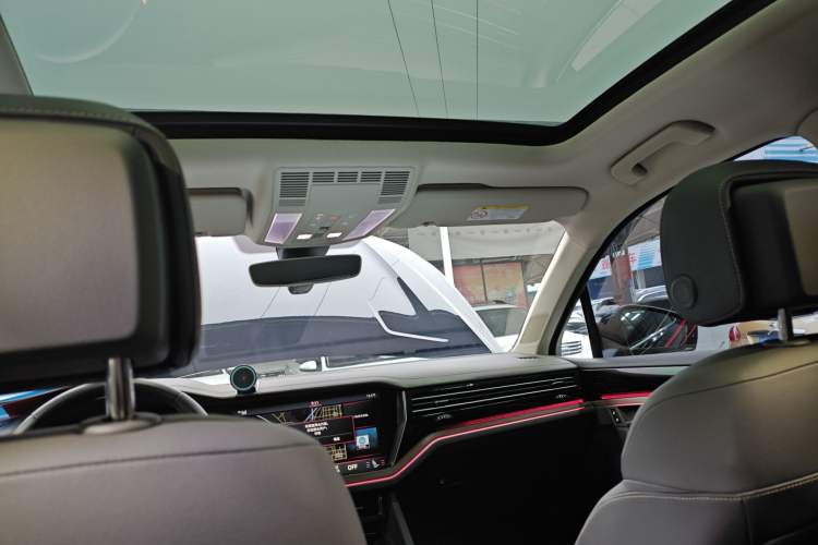 Used Volkswagen Touareg 2022 3.0 TSI Prestige Edition Classic Sport Package Headliner