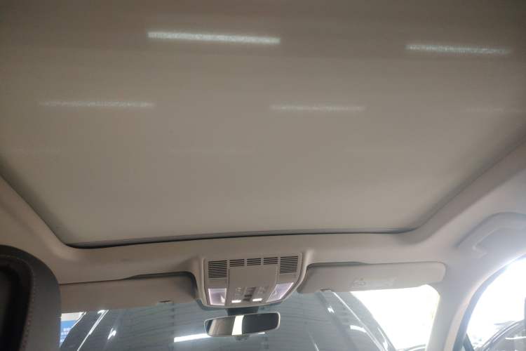 Used Volkswagen Touareg 2022 3.0 TSI Luxury Edition Black Diamond Sport Package Headliner