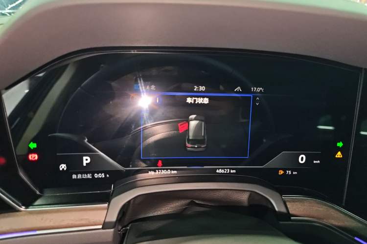 Used Volkswagen Touareg 2022 3.0 TSI Luxury Edition Black Diamond Sport Package Instrument Cluster