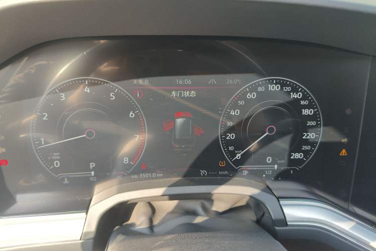 Used Volkswagen Touareg 2022 2.0 TSI Flagship Special Edition Instrument Cluster