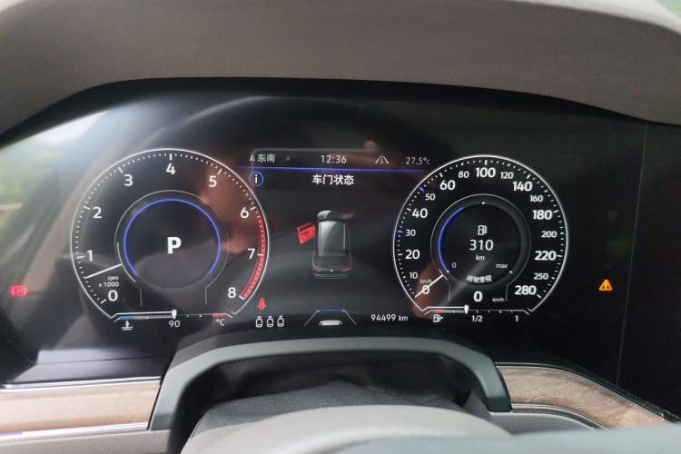 Used Volkswagen Touareg 2022 3.0 TSI Luxury Edition Black Diamond Sport Package Instrument Cluster