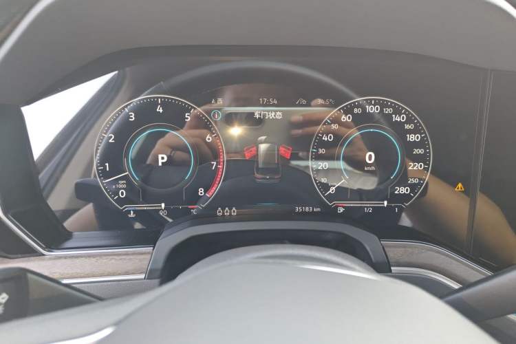 Used Volkswagen Touareg 2022 3.0 TSI Prestige Edition Classic Sport Package Instrument Cluster