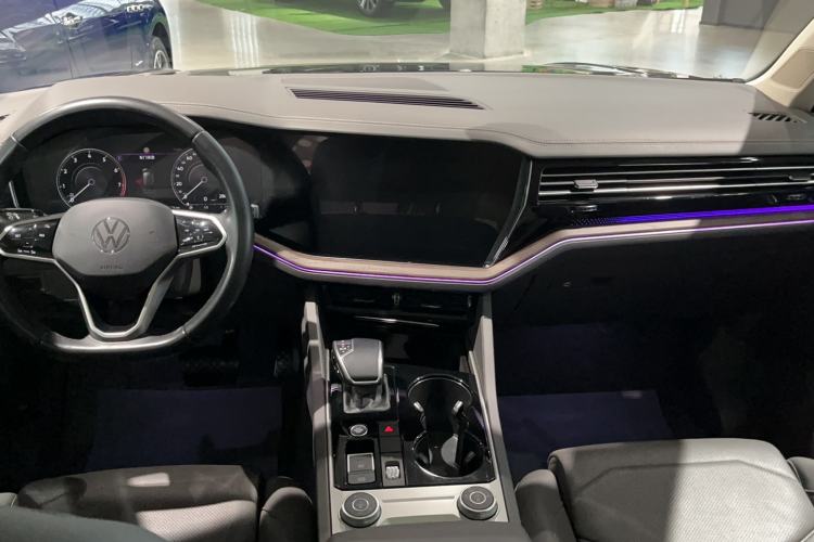 Used Volkswagen Touareg 2022 2.0 TSI RuiShang Edition Interior 3