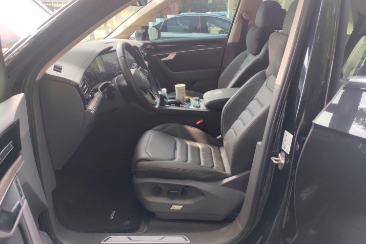 Used Volkswagen Touareg 2022 3.0 TSI Prestige Edition Classic Sport Package Left Front Seat
