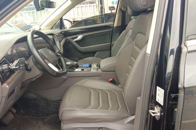 Used Volkswagen Touareg 2022 2.0 TSI RuiShang Edition Left Front Seat