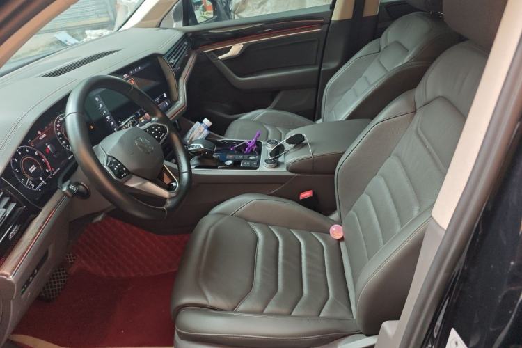 Used Volkswagen Touareg 2022 3.0 TSI Prestige Edition Classic Sport Package Left Front Seat