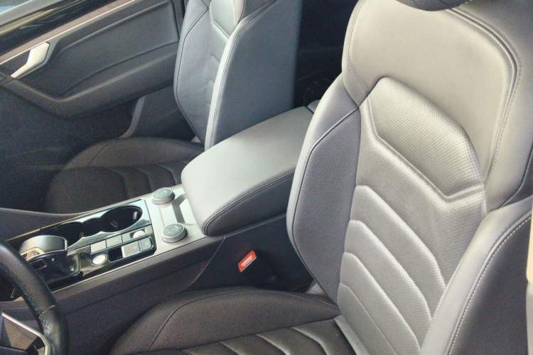 Used Volkswagen Touareg 2022 3.0 TSI Prestige Edition Classic Sport Package Left Front Seat
