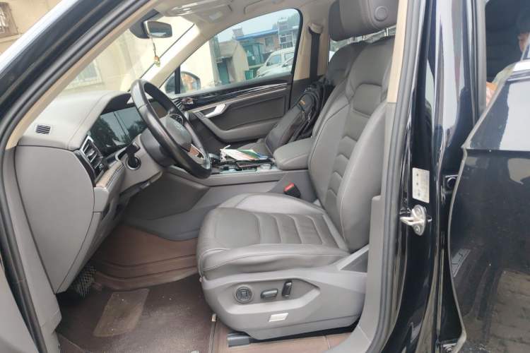 Used Volkswagen Touareg 2022 3.0 TSI Prestige Edition Classic Sport Package Left Front Seat