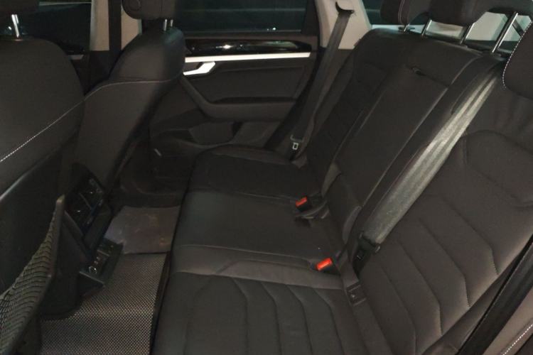 Used Volkswagen Touareg 2022 2.0 TSI Flagship Special Edition Left Rear Seat