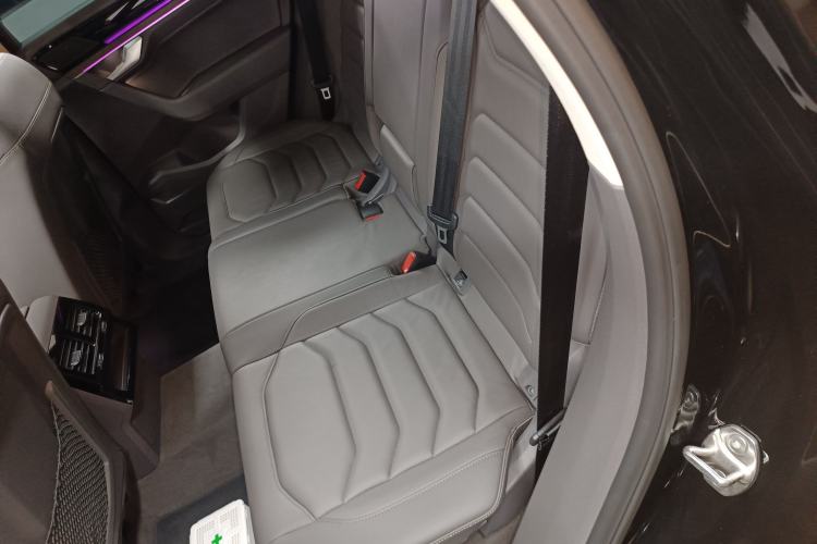 Used Volkswagen Touareg 2022 3.0 TSI Luxury Edition Black Diamond Sport Package Left Rear Seat