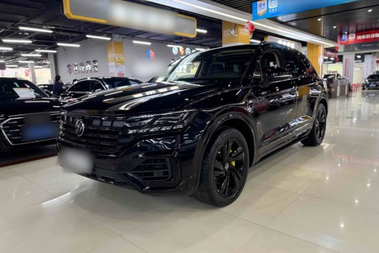Used Volkswagen Touareg 2022 3.0 TSI Luxury Edition Black Diamond Sport Package Left Side