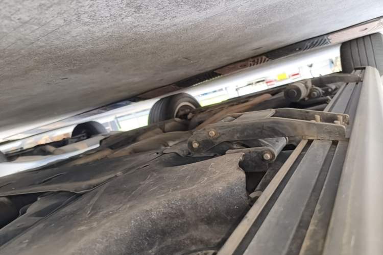 Used Volkswagen Touareg 2022 2.0 TSI Flagship Special Edition Left Side Sill