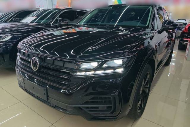 Used Volkswagen Touareg 2022 3.0 TSI Luxury Edition Black Diamond Sport Package