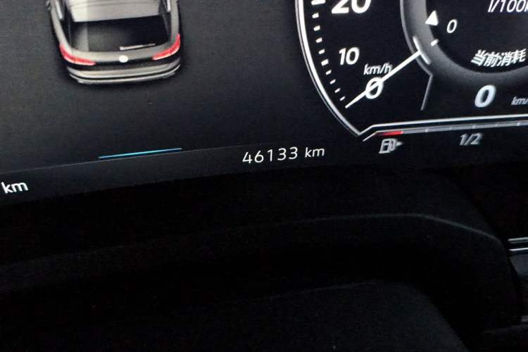 Used Volkswagen Touareg 2022 2.0 TSI RuiShang Edition Odometer Close Up