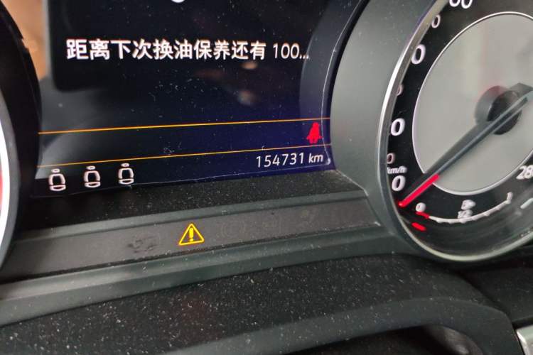 Used Volkswagen Touareg 2022 2.0 TSI Flagship Special Edition Odometer Close Up