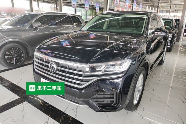 Used Volkswagen Touareg 2022 2.0 TSI RuiShang Edition Guazi used car, China used car export, Used car for sale, Used  cars, Cheapest cars for sale