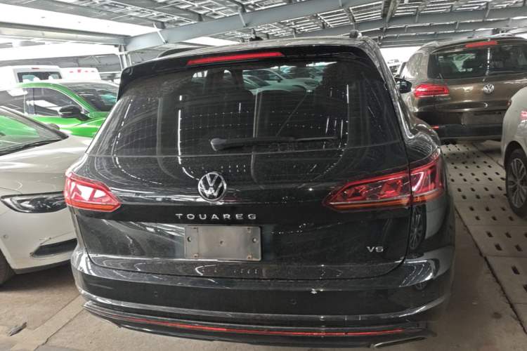 Used Volkswagen Touareg 2022 3.0 TSI Luxury Edition Black Diamond Sport Package Rear