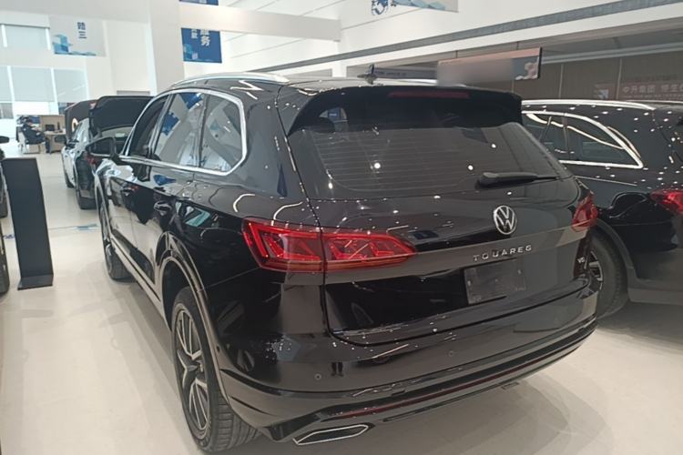 Used Volkswagen Touareg 2022 3.0 TSI Prestige Edition Classic Sport Package Rear Left 45 Deg