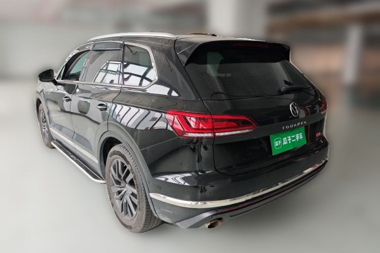 Used Volkswagen Touareg 2022 2.0 TSI Flagship Special Edition Rear Left 45 Deg