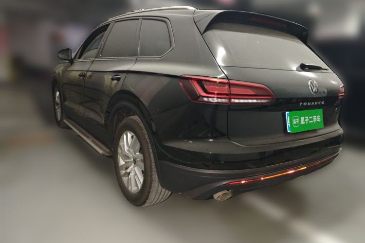 Used Volkswagen Touareg 2022 2.0 TSI Flagship Special Edition Rear Left 45 Deg