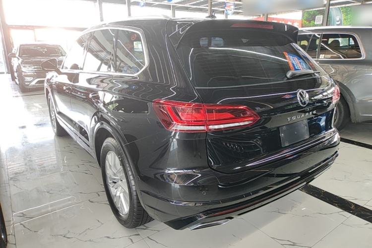 Used Volkswagen Touareg 2022 2.0 TSI RuiShang Edition Rear Left 45 Deg