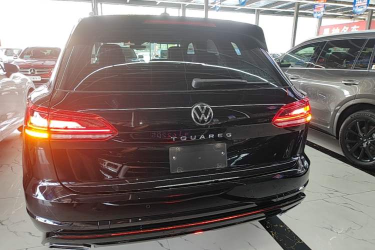 Used Volkswagen Touareg 2022 2.0 TSI RuiShang Edition Rear