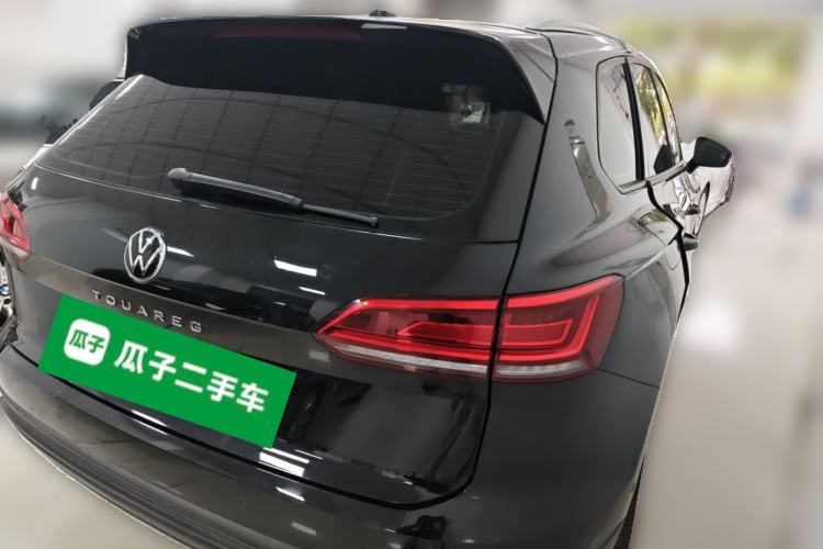 Used Volkswagen Touareg 2022 2.0 TSI Flagship Special Edition Rear Right 45 Deg