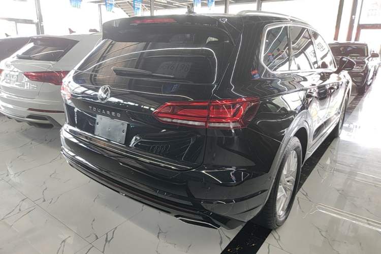 Used Volkswagen Touareg 2022 2.0 TSI RuiShang Edition Rear Right 45 Deg
