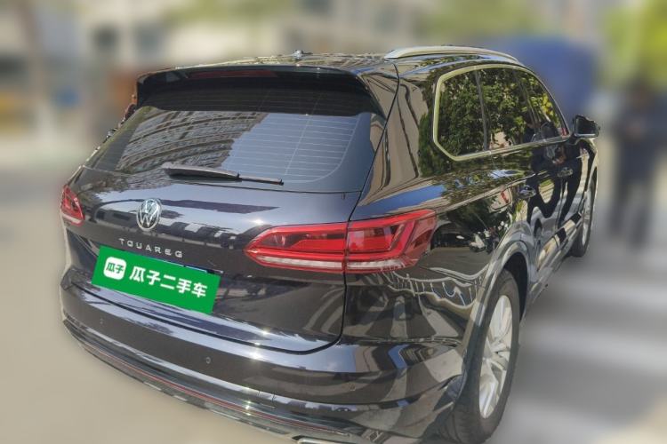 Used Volkswagen Touareg 2022 2.0 TSI Flagship Special Edition Rear Right 45 Deg