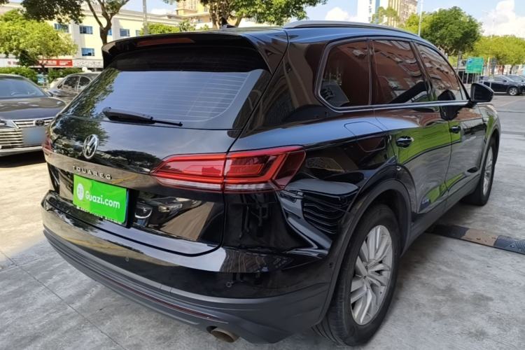 Used Volkswagen Touareg 2022 2.0 TSI Flagship Special Edition Rear Right 45 Deg