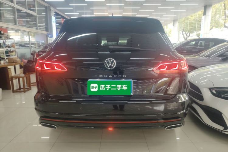 Used Volkswagen Touareg 2022 3.0 TSI Luxury Edition Black Diamond Sport Package Rear