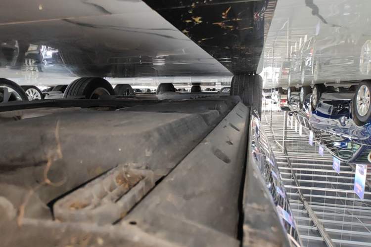 Used Volkswagen Touareg 2022 2.0 TSI RuiShang Edition Right Side Sill