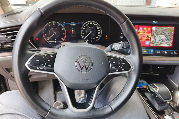 Used Volkswagen Touareg 2022 2.0 TSI RuiShang Edition Steering Wheel